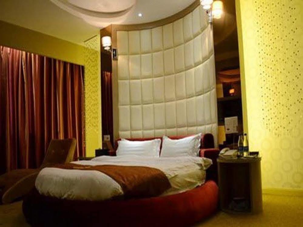 Bella Ingenious Hotel Dongying Exterior photo